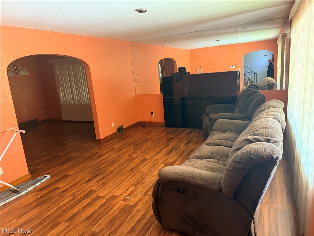 1803 Plum Street Steubenville OH 43952