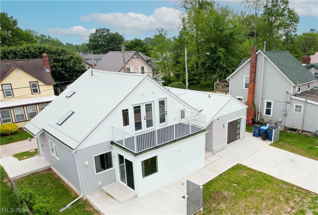 27 Oakwood Avenue Huron OH 44839
