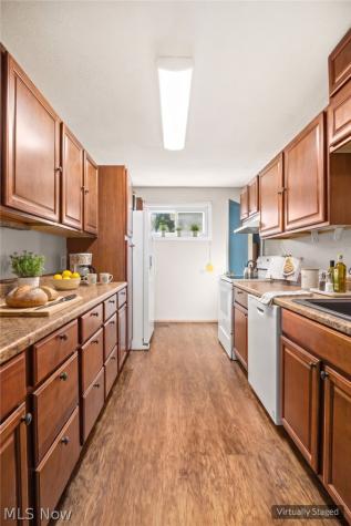 3714 State Route 43 Kent OH 44240