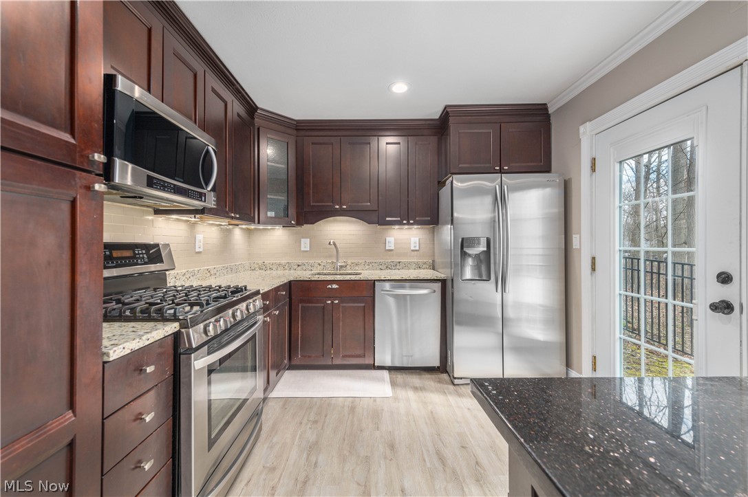 12101 The Bluffs Strongsville OH 44136