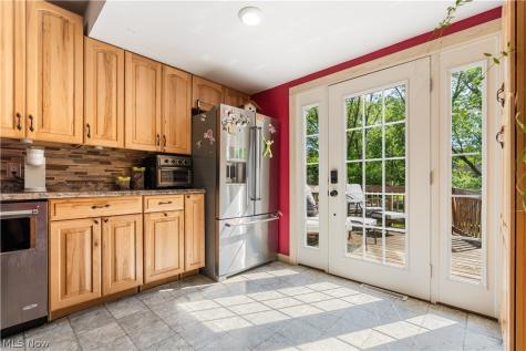 122 Southeast Avenue Tallmadge OH 44278
