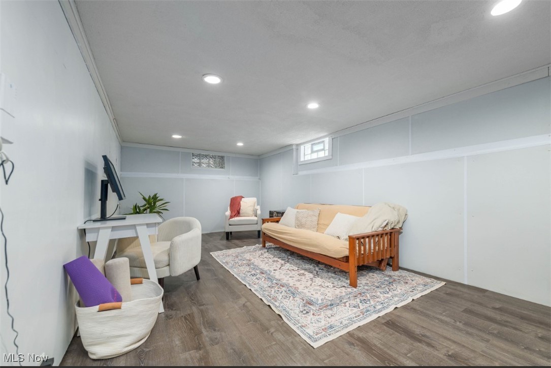 16503 Dartmouth Avenue Cleveland OH 44111