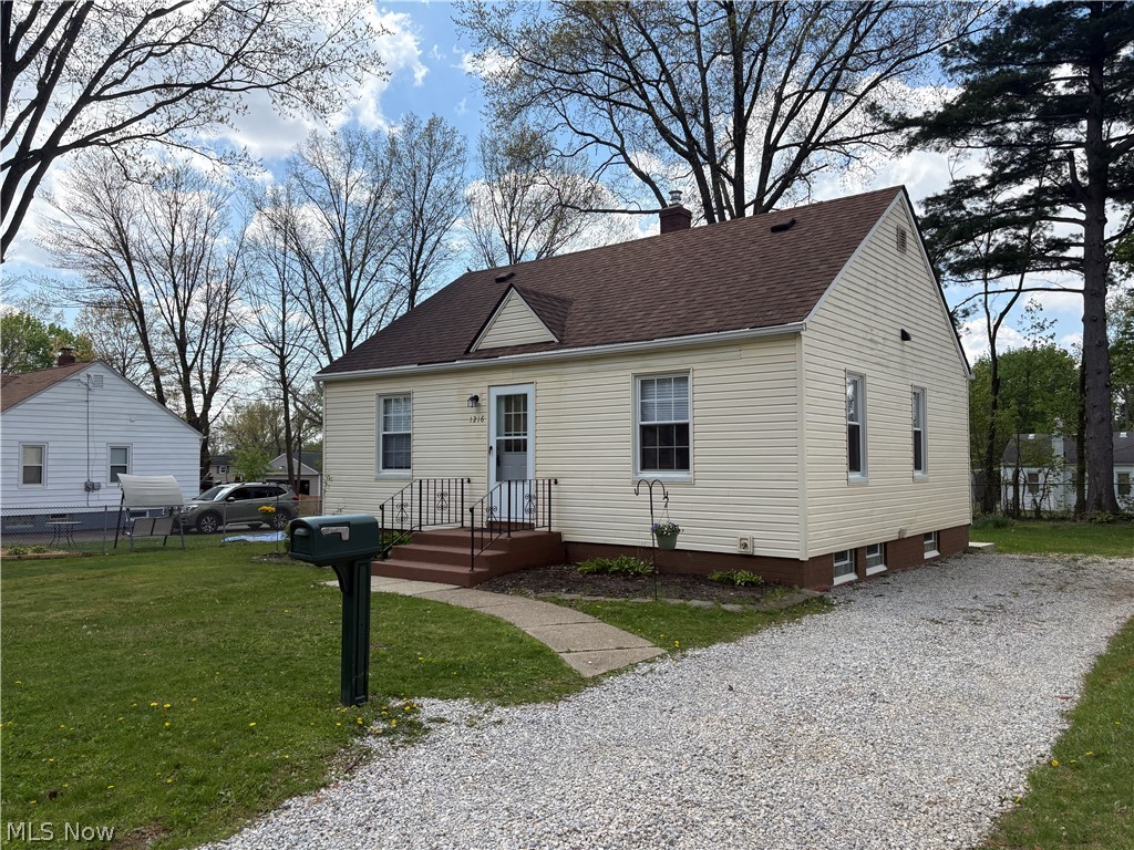 Akron OH, 1216 Hardesty Boulevard
