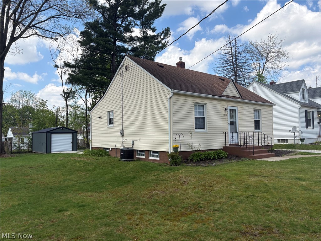 1216 Hardesty Boulevard Akron OH 44320