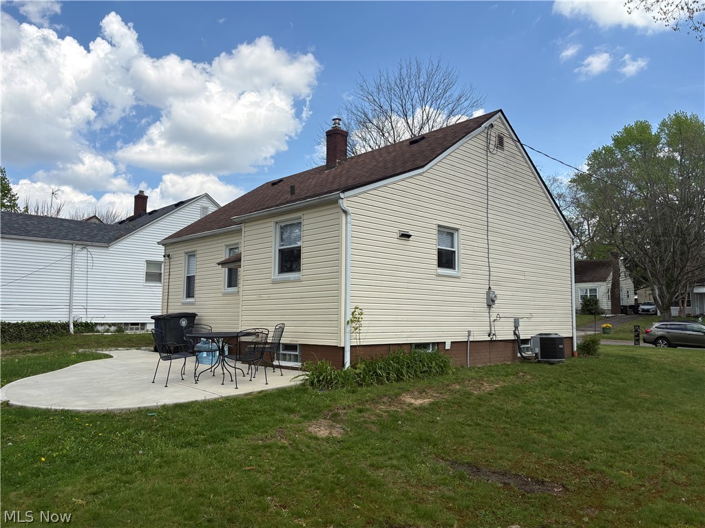 1216 Hardesty Boulevard Akron OH 44320