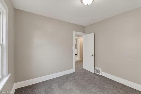 13305 Harvard Avenue Cleveland OH 44105