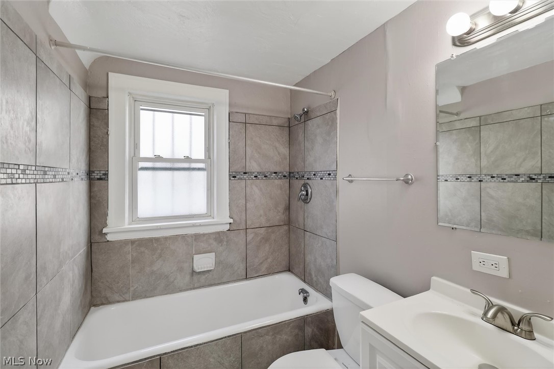 13305 Harvard Avenue Cleveland OH 44105