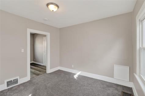 13305 Harvard Avenue Cleveland OH 44105