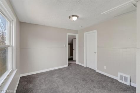13305 Harvard Avenue Cleveland OH 44105