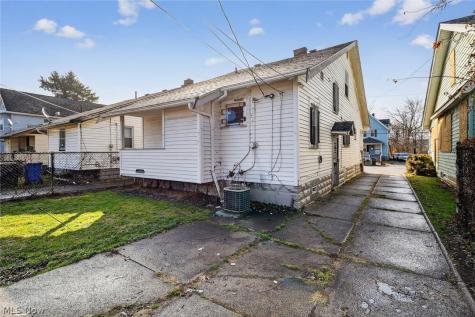13305 Harvard Avenue Cleveland OH 44105