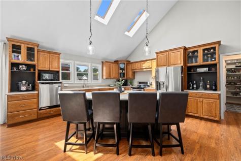 6160 Ethel Avenue Elyria OH 44035