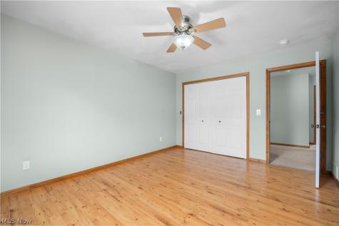 6160 Ethel Avenue Elyria OH 44035