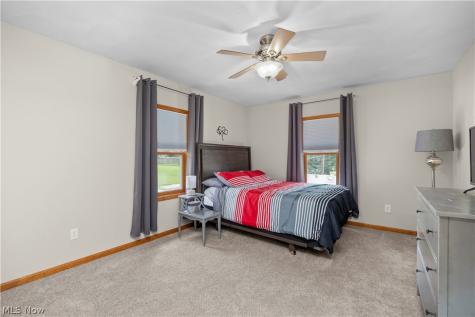6160 Ethel Avenue Elyria OH 44035