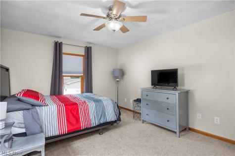 6160 Ethel Avenue Elyria OH 44035