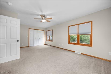6160 Ethel Avenue Elyria OH 44035