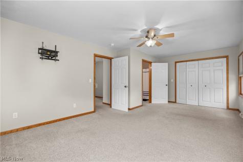 6160 Ethel Avenue Elyria OH 44035