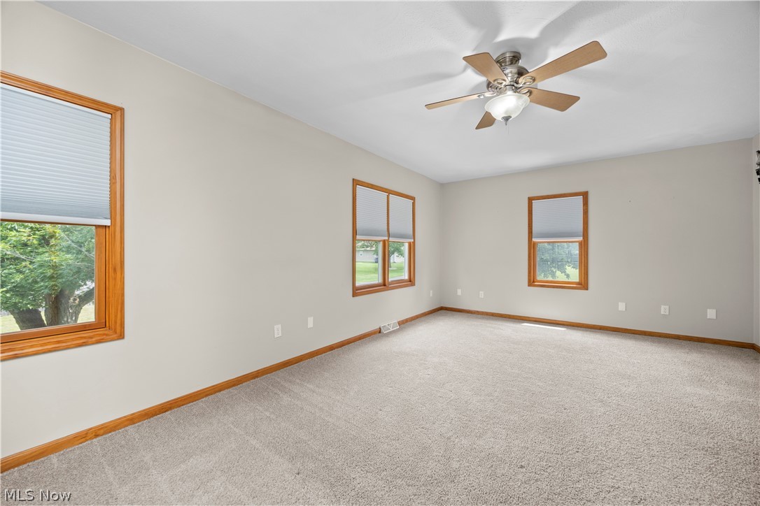 6160 Ethel Avenue Elyria OH 44035