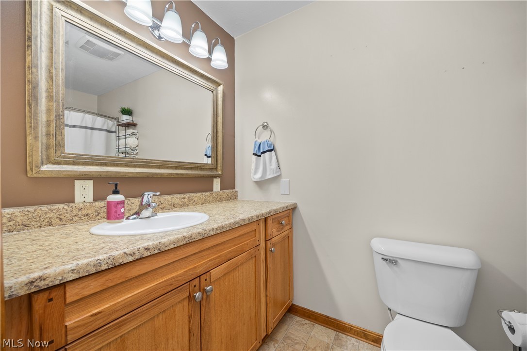6160 Ethel Avenue Elyria OH 44035