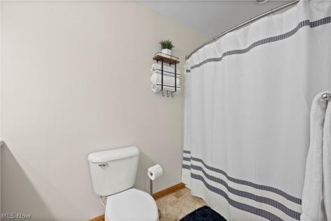 6160 Ethel Avenue Elyria OH 44035