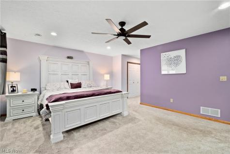 6160 Ethel Avenue Elyria OH 44035