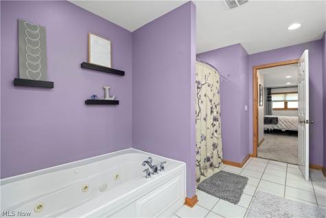 6160 Ethel Avenue Elyria OH 44035