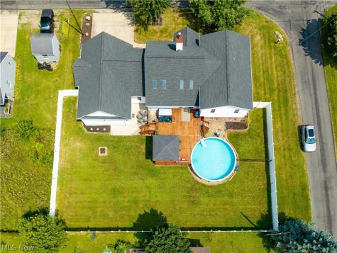 6160 Ethel Avenue Elyria OH 44035