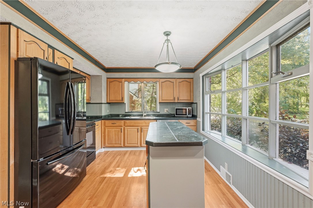 6832 Hillside Road Independence OH 44131
