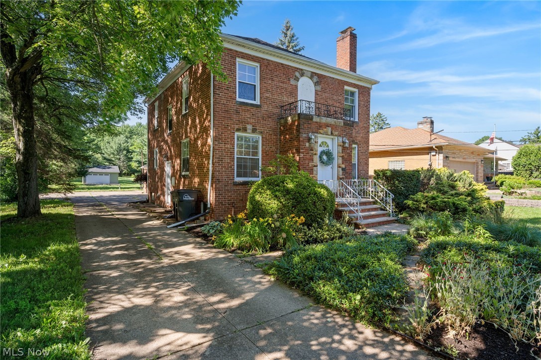 6832 Hillside Road Independence OH 44131