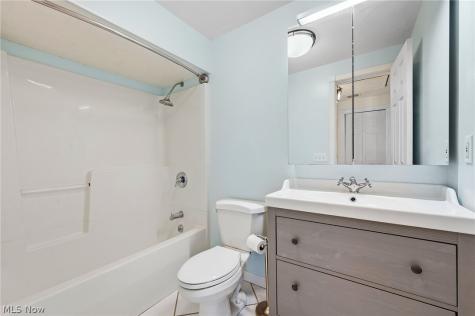 6832 Hillside Road Independence OH 44131