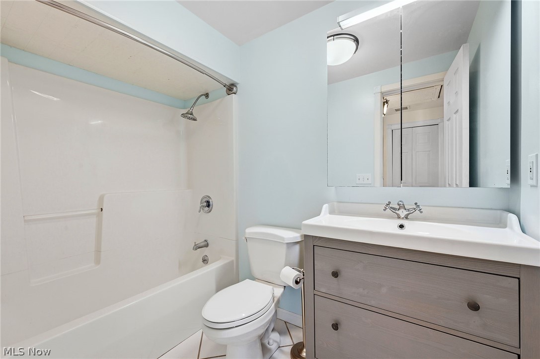 6832 Hillside Road Independence OH 44131