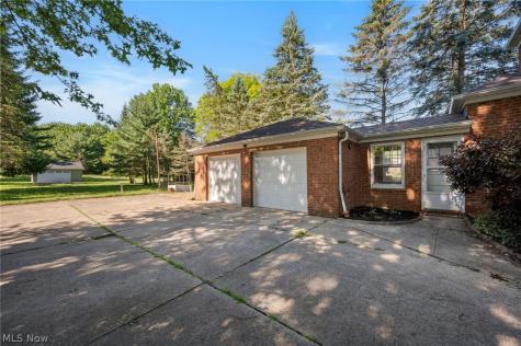 6832 Hillside Road Independence OH 44131
