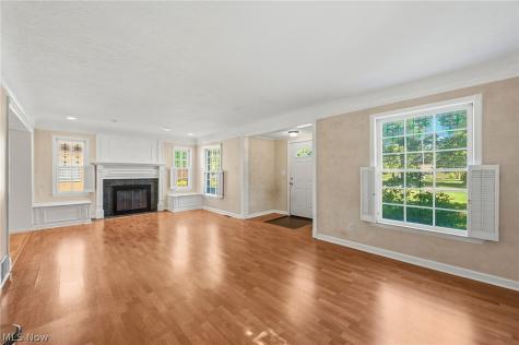6832 Hillside Road Independence OH 44131