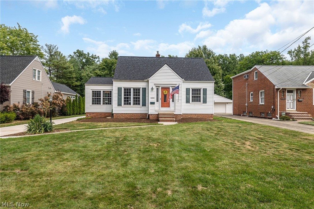 2253 Canterbury Road Westlake OH 44145