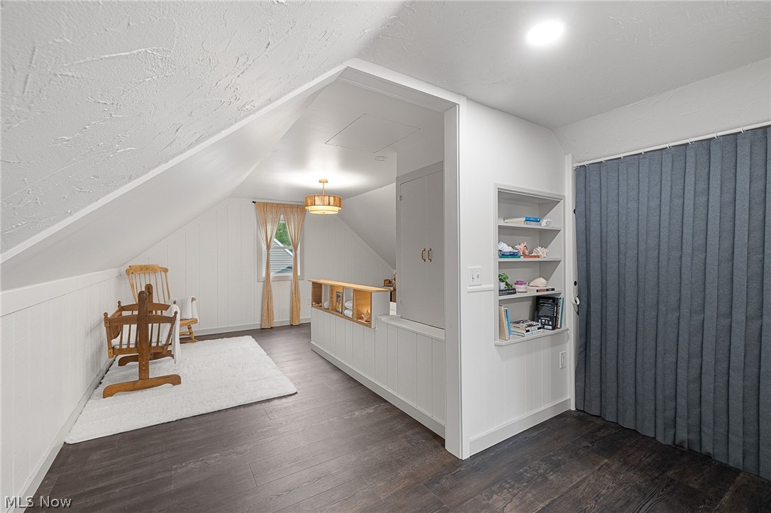 2253 Canterbury Road Westlake OH 44145
