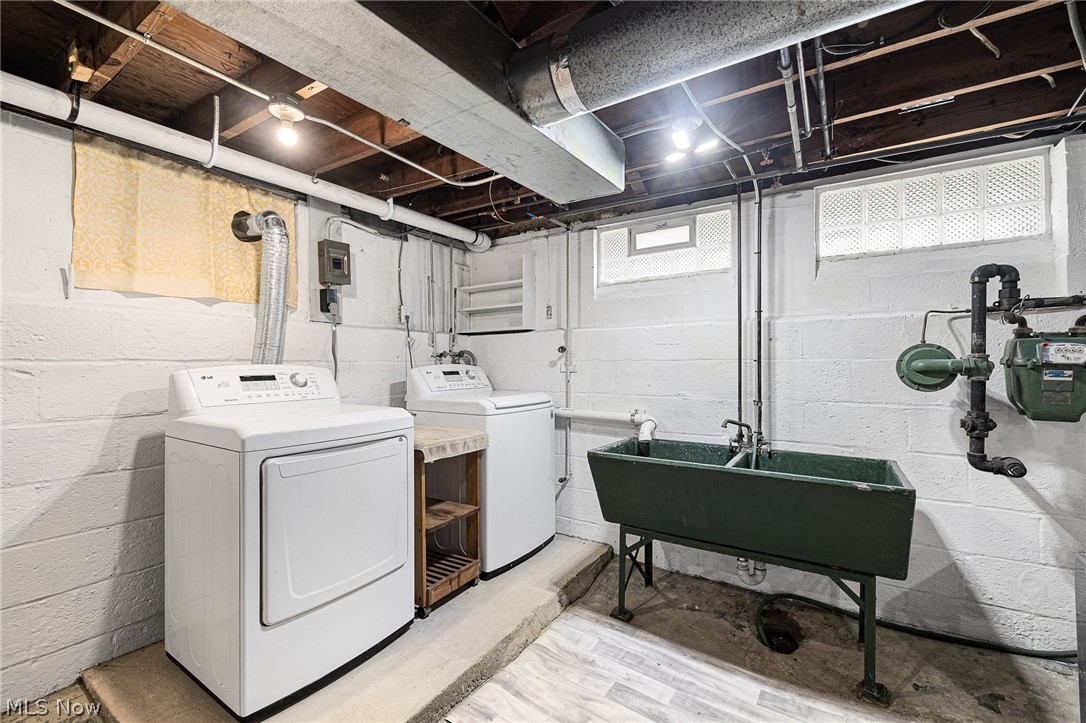 2253 Canterbury Road Westlake OH 44145