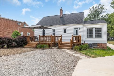 2253 Canterbury Road Westlake OH 44145