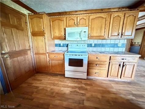 3330 Genoa Avenue SW Canton OH 44706