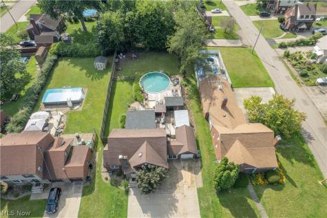 217 Whipple Avenue NW Canton OH 44708