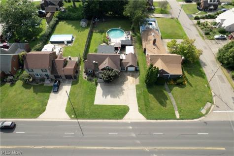 217 Whipple Avenue NW Canton OH 44708