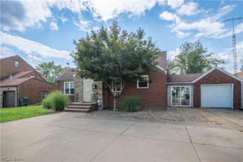 217 Whipple Avenue NW Canton OH 44708