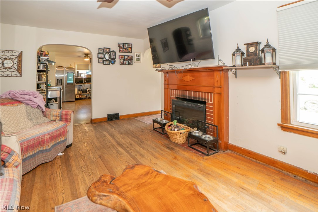 217 Whipple Avenue NW Canton OH 44708