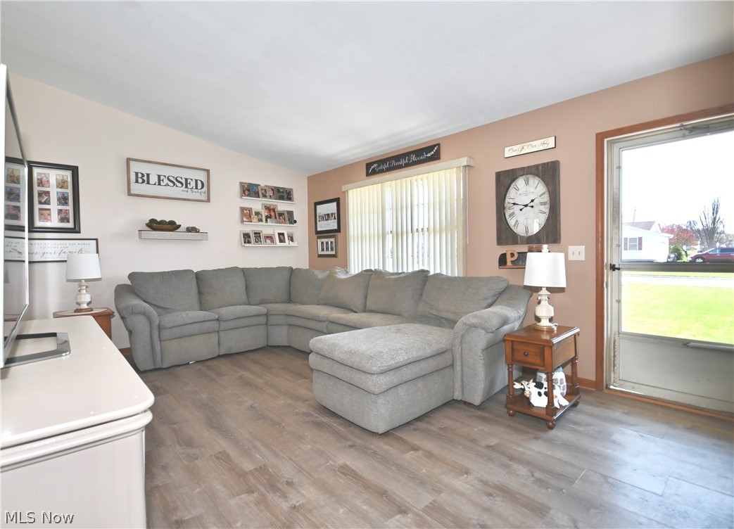 4942 Signature Circle Austintown OH 44515
