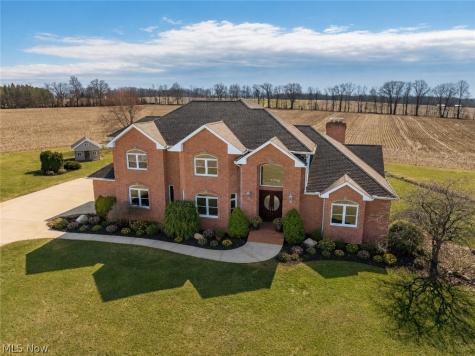 15644 Marshallville Street NW Canal Fulton OH 44614