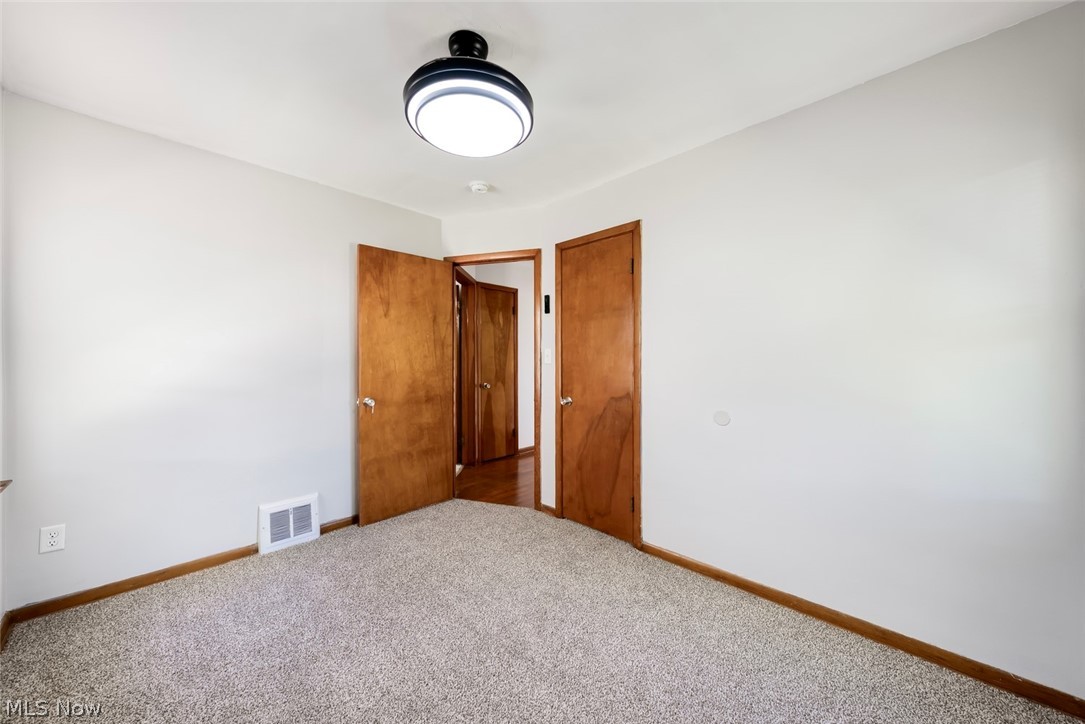 16018 Muskingum Boulevard Brook Park OH 44142