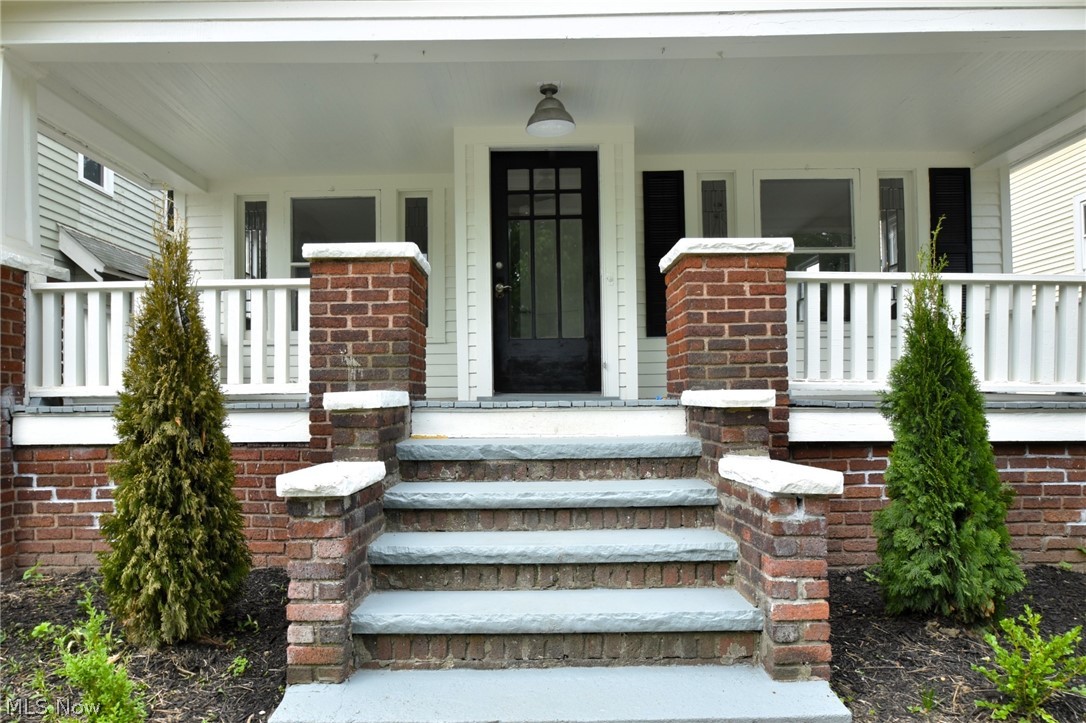 3278 E Overlook Road Cleveland Heights OH 44118