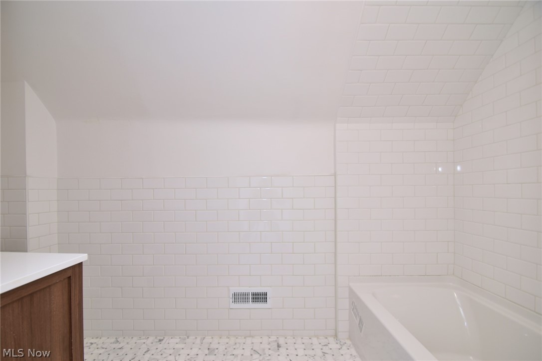 3278 E Overlook Road Cleveland Heights OH 44118
