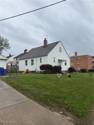18011 Windward Road Cleveland OH 44119