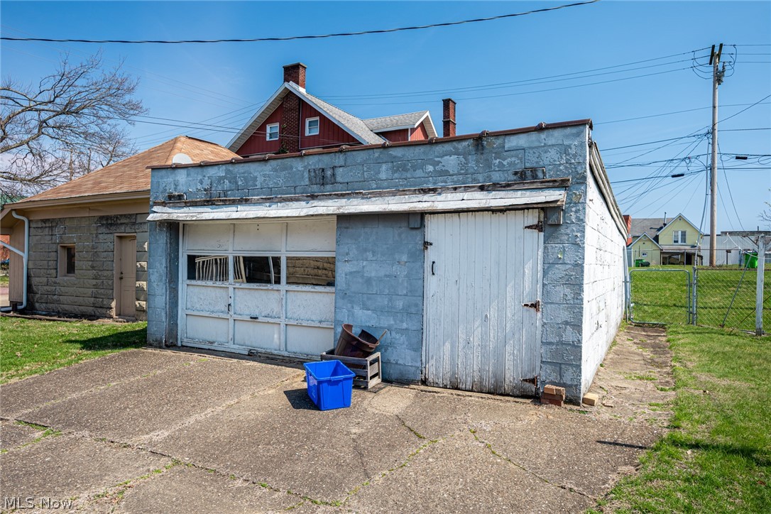310 S 4th Street Coshocton OH 43812