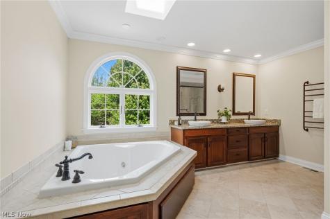 6542 Hammontree Drive Hudson OH 44236