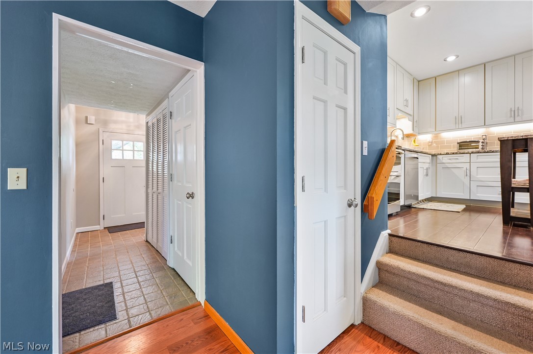 27008 Sweetbriar Drive North Olmsted OH 44070